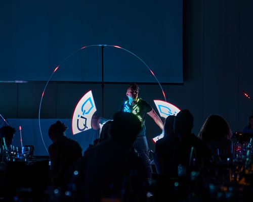 LED Show Light Up mit Logo Darstellung